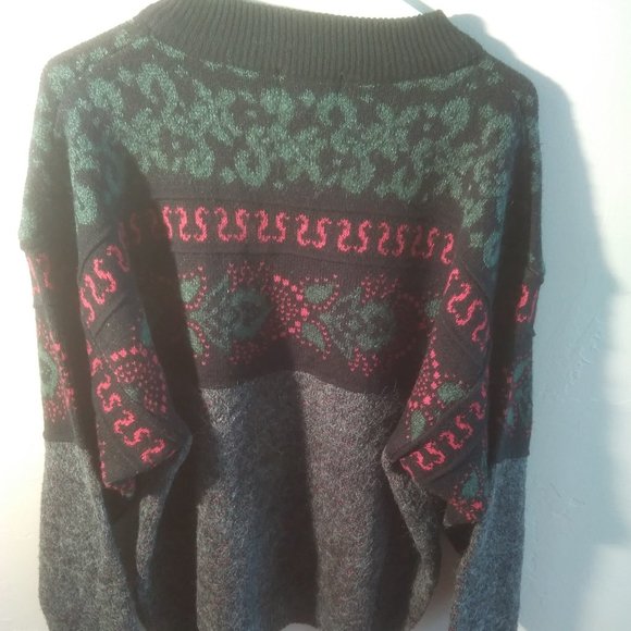 NUOVO New Forces Multi-Print Sweater - Picture 4 of 4